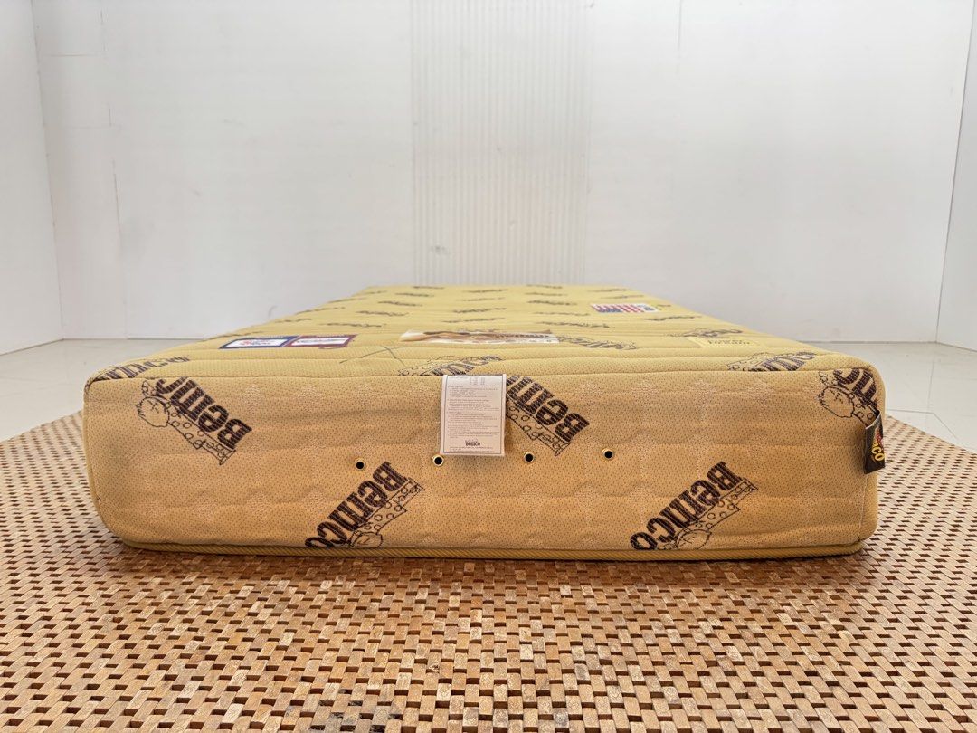 Semi double mattress (Category: Bed Frames & Mattresses) located in Quezon City. Submitted by matetdevis13 (Listing ID 1451453001, Image 1). Description: BEMCO from USA Comfort Semi-Double Mattress Price: 6,900 43 x 79 x 10 In good condition Code MJS-D14.