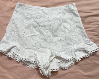 (Category: ) located in . Submitted by strawbscake (Listing ID 1451460603, Image 1). Description: .