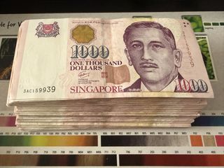 (Category: ) located in . Submitted by petergohbanknotes (Listing ID 1451466540, Image 1). Description: .