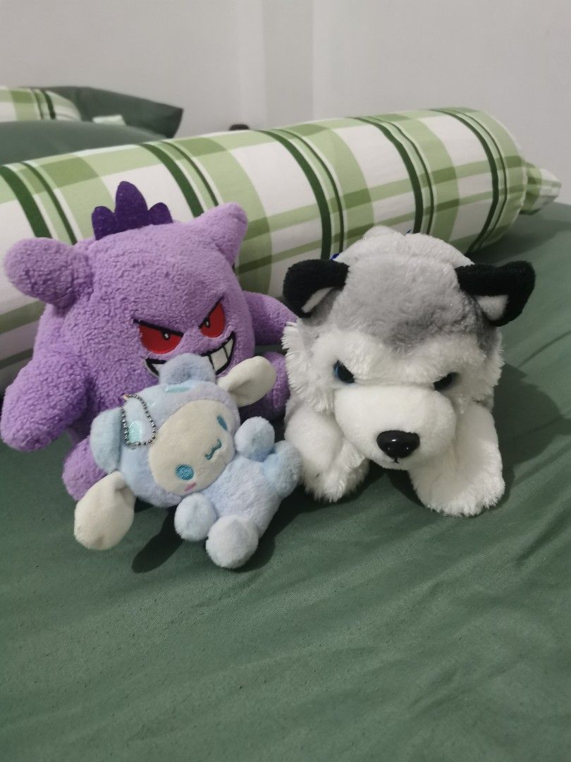 Stuffed Toys BUNDLE (Category: Plushies & Soft Toys) located in Paranaque City. Submitted by clarizas.closet (Listing ID 1451507036, Image 1). Description: Stuffed Toys BUNDLE (free cinnamoroll) - ₱300 Can be bought individually Husky - ₱200 Gengar - ₱150.