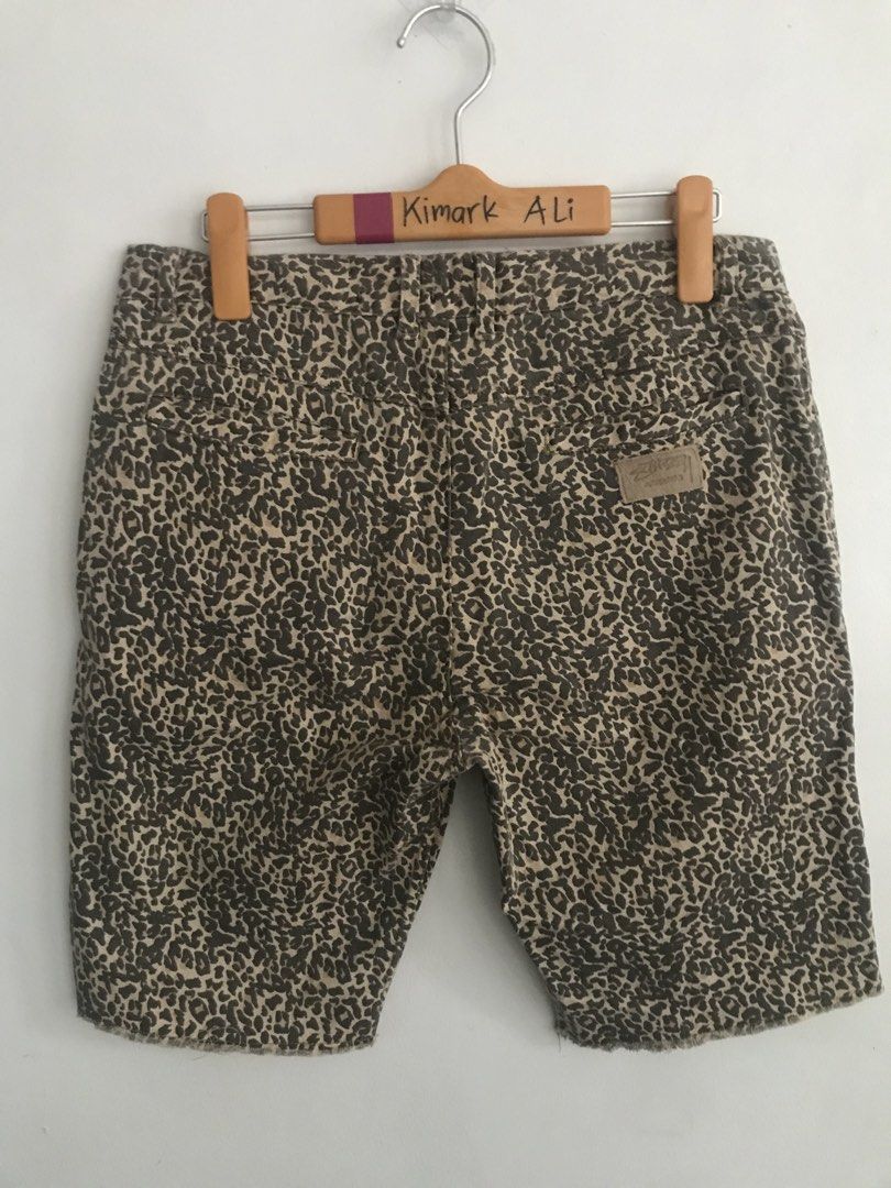 Stussy Leopard Print Cut Off Shorts Size 32 (Category: Shorts) located in Cagayan de Oro. Submitted by kimarkali (Listing ID 1451378221, Image 3). Description: - Stussy shorts - Cool leopard print - Cut-off hem style - Size 32 waist - Made in China - Ideal for casual wear Issue replace lock botton.