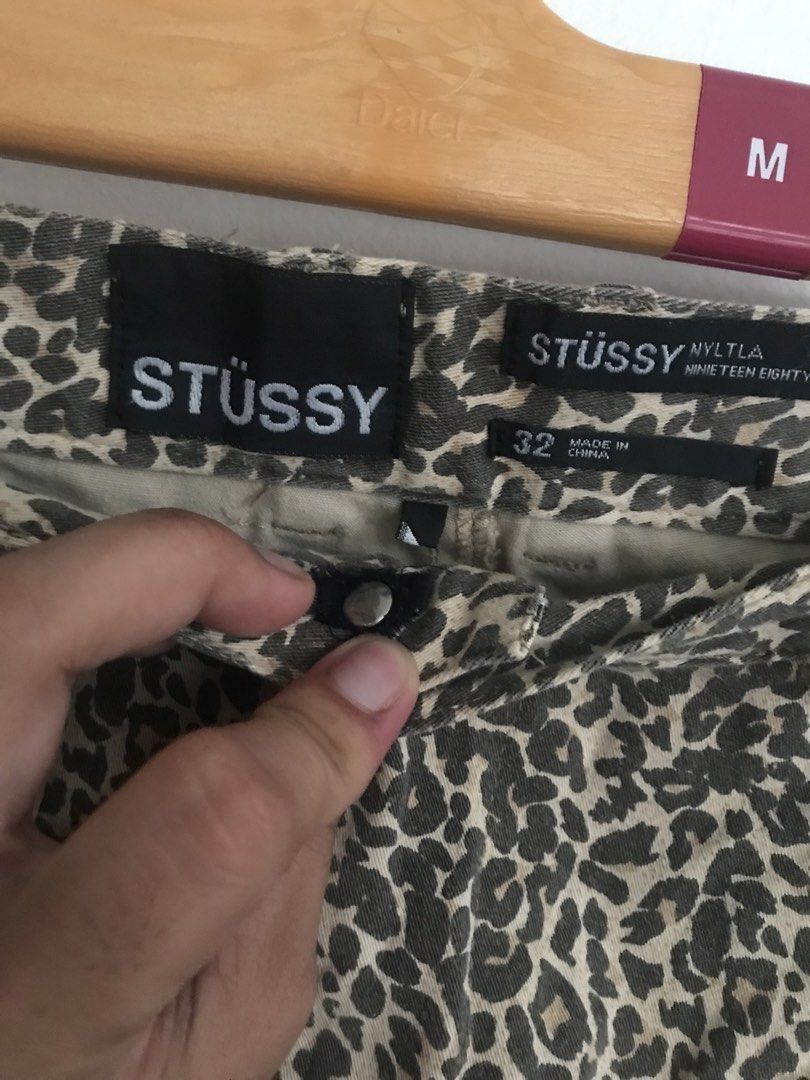 Stussy Leopard Print Cut Off Shorts Size 32 (Category: Shorts) located in Cagayan de Oro. Submitted by kimarkali (Listing ID 1451378221, Image 2). Description: - Stussy shorts - Cool leopard print - Cut-off hem style - Size 32 waist - Made in China - Ideal for casual wear Issue replace lock botton.