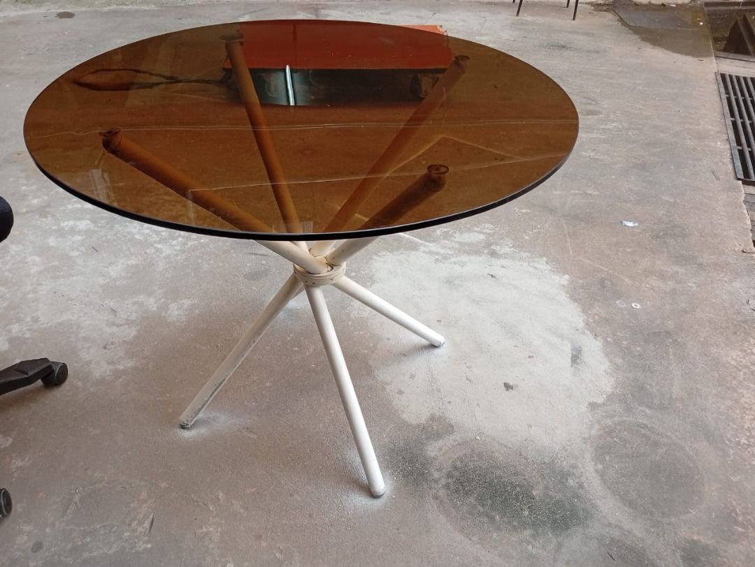 Table (Category: Tables & Sets) located in Petaling Jaya. Submitted by nm016648427690 (Listing ID 1451470809, Image 3). Description: Table Size: W,87,Cm.H,75.cm RM-150 Code :T-053 Stock Available : 1 Condition : Goods ** (ABOVE PRICE DOES NOT INCLUDE DELIVERY & INSTALLATION) ** We are specialist in BUY or SELL New/Used Home Furniture or Office Equipment [ Perabot Kita Furniture ] Address: L1-03 times 89 Jalan 8A/133, Taman Sri Sentosa, 58000,kual