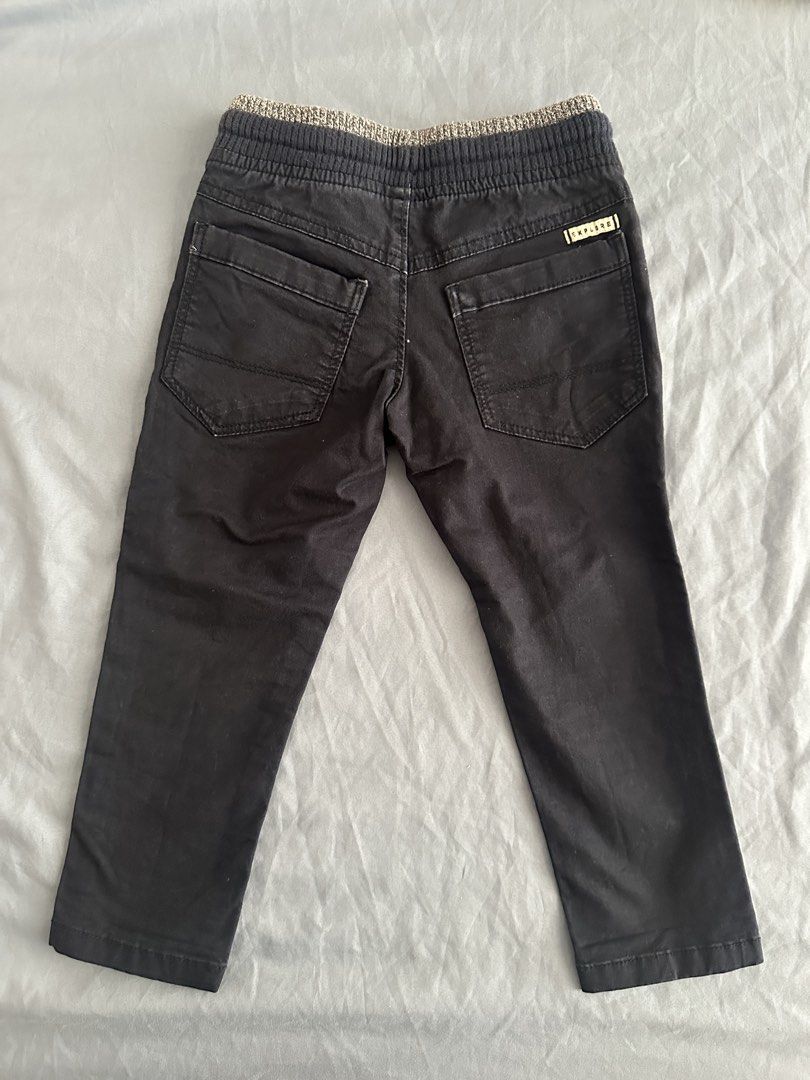 Target Kids Size 1 Black Jogger Pants with Drawstring (Category: Babies & Kids Fashion) located in Quezon City. Submitted by crslph (Listing ID 1451396088, Image 3). Description: - Kids' black jogger pants - Size 1 - Brand: Target - Elastic waistband with drawstring - Two front pockets - Two back pockets - Knee patch detail - Comfortable for everyday wear.