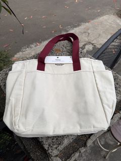 (Kategori: ) berada di . Dikirim oleh finawulandari (ID iklan 1451464860, Gambar 1). Deskripsi: .