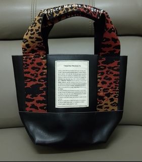 (Category: ) located in . Submitted by akamokuoutlet (Listing ID 1451516255, Image 1). Description: .