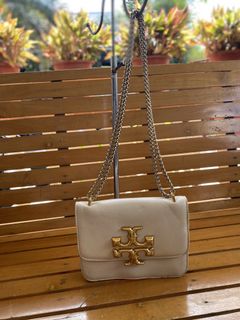 (Category: ) located in . Submitted by saveandstyleph (Listing ID 1451339206, Image 1). Description: .