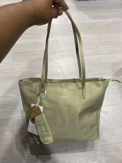 (Kategori: ) berada di . Dikirim oleh hallofashionbatam (ID iklan 1451389757, Gambar 1). Deskripsi: .