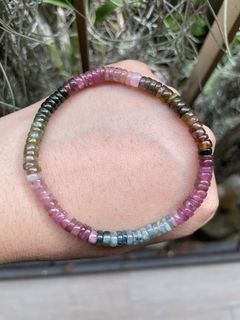 (Category: ) located in . Submitted by crystal_gem_world (Listing ID 1451440941, Image 1). Description: .