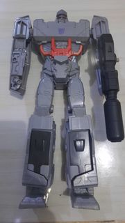 (Category: ) located in . Submitted by awesome_figures (Listing ID 1451438510, Image 1). Description: .