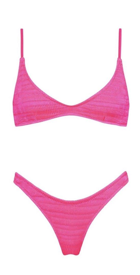 Triangl - Maia Mysa (Category: Bikinis & Swimsuits) located in Muntinlupa City. Submitted by _s0phia (Listing ID 1451440652, Image 2). Description: used once s top s bottom cheeky original price: 7345.