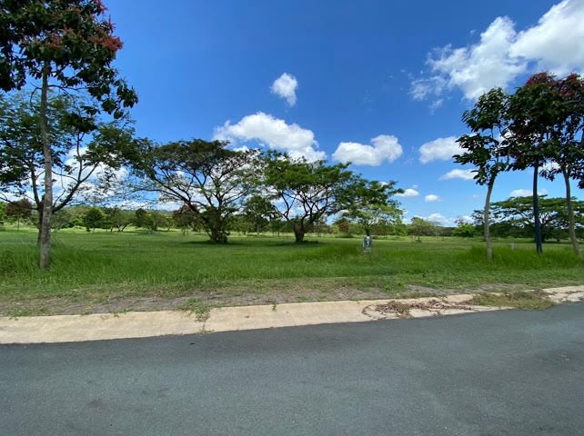 (Category: ) located in . Submitted by vsg.realestate (Listing ID 1451507446, Image 1). Description: .