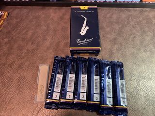 （分類：）位於 。 由 yee099 提交（商品編號 1451444360，圖片 1）。簡介： 。