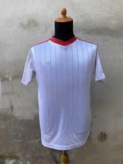 (Category: ) located in . Submitted by baju_terpakai93 (Listing ID 1451452206, Image 1). Description: .