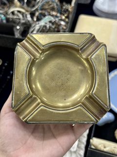 (Category: ) located in . Submitted by vintage_vault_e (Listing ID 1451354512, Image 1). Description: .