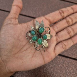 (Category: ) located in . Submitted by thesolenecollective (Listing ID 1451378283, Image 1). Description: .