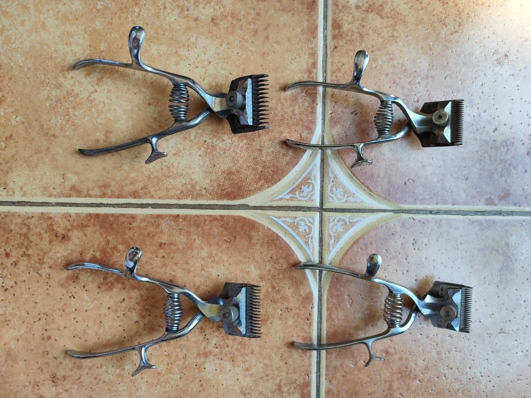 Vintage Hair Clipper (Category: Hair) located in Davao. Submitted by papa1919 (Listing ID 1451327425, Image 1). Description: Price is for each..
