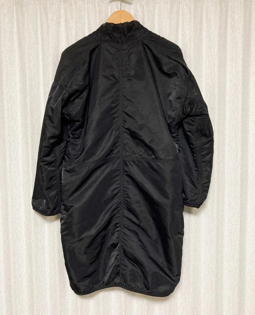 由 seams2ssy (刊登 ID 1451379591，圖片 2) 提交，位於 台中市 (Taichung) 的 VISVIM ATTUS MIL COAT (類別：外套、夾克、大衣)，說明：表布：尼龍 100% 裡布：嫘縈 100% 配布 A：尼龍 100% 配布 B：棉 100% 中層布：聚酯纖維 100% 。