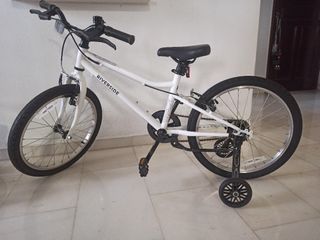 (Category: ) located in . Submitted by harshal11 (Listing ID 1451426245, Image 1). Description: .