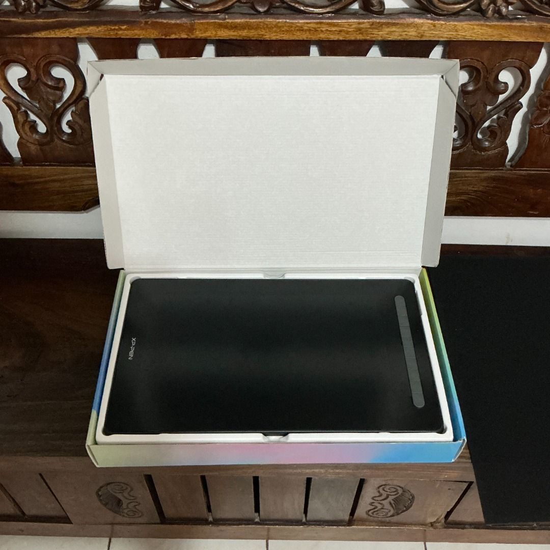 XP-PEN Artist 16 2nd Gen (Category: Others) located in Caloocan City. Submitted by ryan_m. (Listing ID 1451347952, Image 3). Description: The item is still in excellent condition... Quick Specs: Bigger Work Area - 15.4-inch 1080P Laminated display with 94% Adobe RGB X3 Elite Stylus 10 Customizable Shortcut Keys 3-in-1 USB Cable and HDMI Connection 8192 Pressure Level I bought this for my hobby, but unfortunately, I barely use it anymore and want 