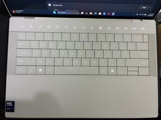 （分類：）位於 。 由 trade_in_laptop 提交（商品編號 1451409225，圖片 1）。簡介： 。
