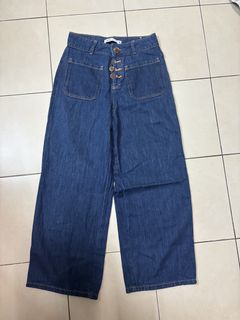 (Category: ) located in . Submitted by prelauuve (Listing ID 1451354900, Image 1). Description: .