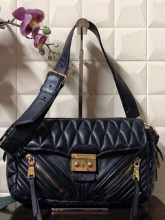 (Category: ) located in . Submitted by bycinta03 (Listing ID 1451668585, Image 1). Description: .