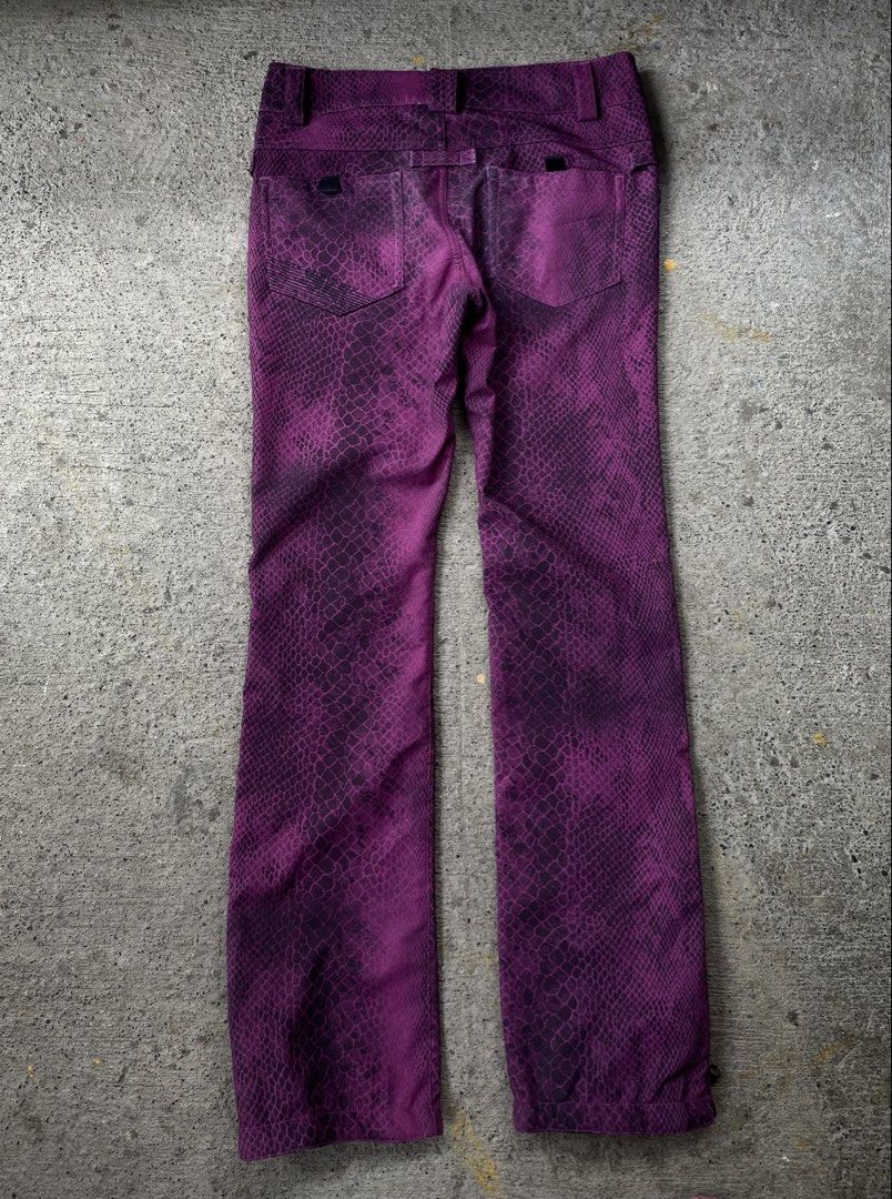 686 RESERVED SECRET SOFTSHELL PANT WOMEN’S (Category: Jeans) located in Kalibo. Submitted by bryaninosa20819 (Listing ID 1451582421, Image 2). Description: 686 RESERVED SECRET SOFTSHELL PANT WOMEN’S Dimes : 30-31x41 Waterproof Brand New Condition Excellent Color Rate 10 📩📩📩📩.