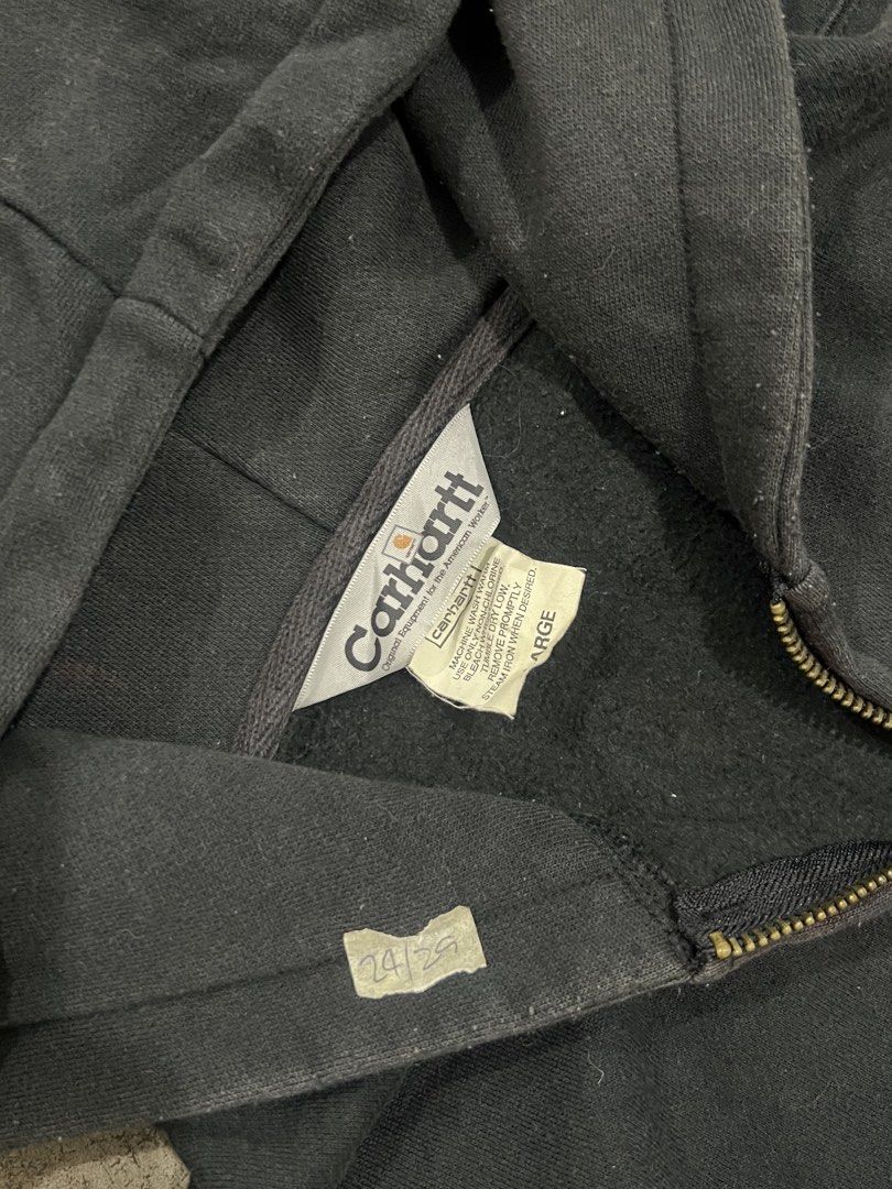 90’s Distressed Carhartt Script Black Zip-Up Hoodie (Category: Hoodies) located in Naga. Submitted by nowhere_archive_shop (Listing ID 1451543488, Image 3). Description: 90’s Distressed Carhartt Black Zip-Up Hoodie Large On Tag 24/29 Good Condition Good Fading Dm.