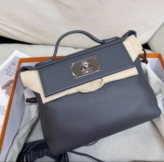 （分類：）位於 。 由 bellize.luxury 提交（商品編號 1451688562，圖片 1）。簡介： 。