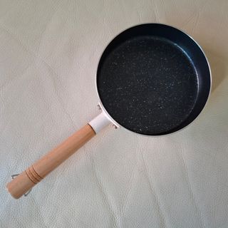 （分類：）位於 。 由 ss_house 提交（商品編號 1451527310，圖片 1）。簡介： 。