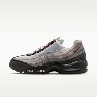 (Category: ) located in . Submitted by hypedxda_sneakers (Listing ID 1451683432, Image 1). Description: .