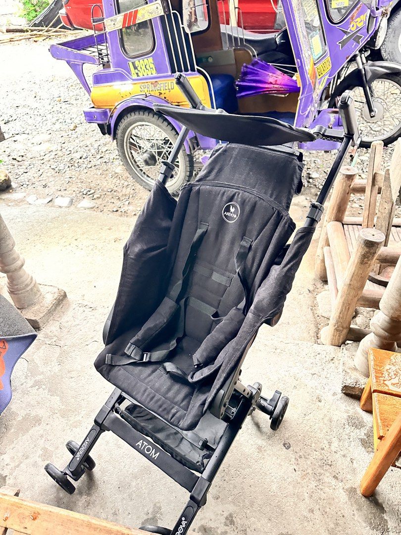 Akeeva Atom Stroller (Category: Strollers) located in Manila. Submitted by chickennumggets11 (Listing ID 1451527389, Image 1). Description: Akeeva Atom stroller - Lightweight and compact design - Effortless folding and carrying - Secure 5-point harness - Convenient under-seat storage basket Compact easy to carry For travel Airline approved/ cabin approved Weight of the stroller 5kgs Ideal for newborn up to 20kgs Rfs: outgrown Last price na po ang
