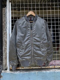 (Category: ) located in . Submitted by ridgeridethrift (Listing ID 1451608915, Image 1). Description: .