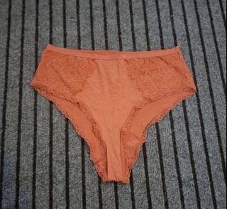 (Category: ) located in . Submitted by dani27122023 (Listing ID 1451678592, Image 1). Description: .