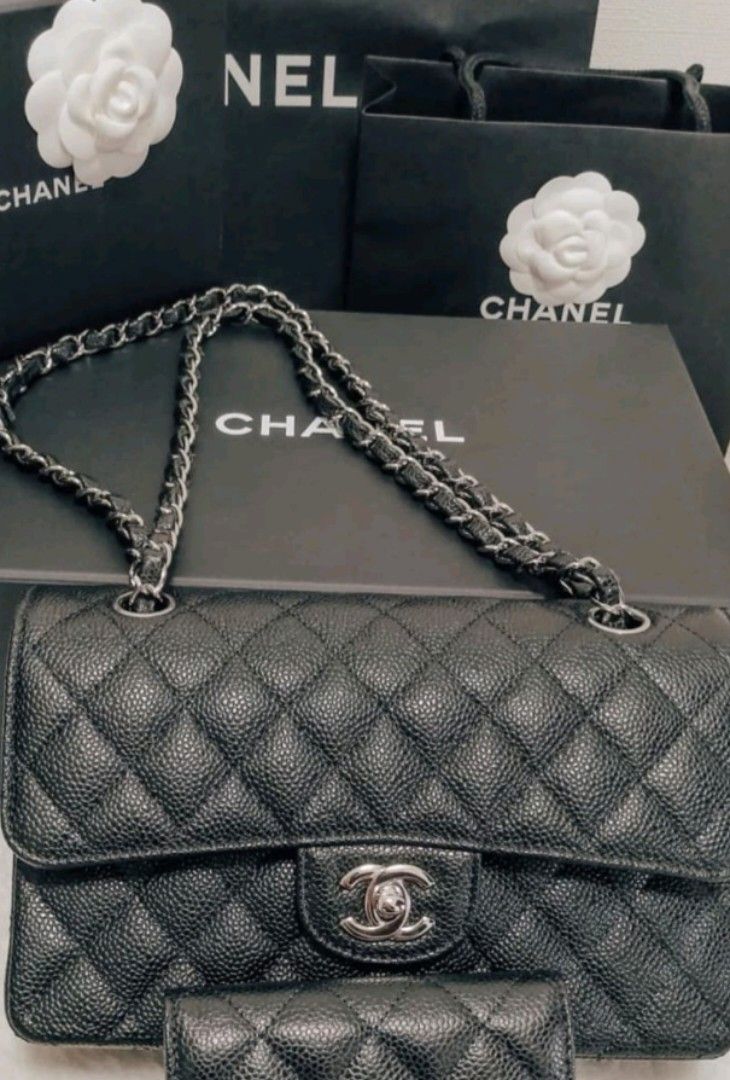 Authentic Chanel small classic flap bag (Category: Luxury Bags & Wallets) located in Caloocan City. Submitted by origseller08 (Listing ID 1451527157, Image 2). Description: In pristine condition. Can ship asap. Delivery fee care of buyer. complete accessories..