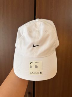 (Category: ) located in . Submitted by wardrobepal (Listing ID 1451627056, Image 1). Description: .