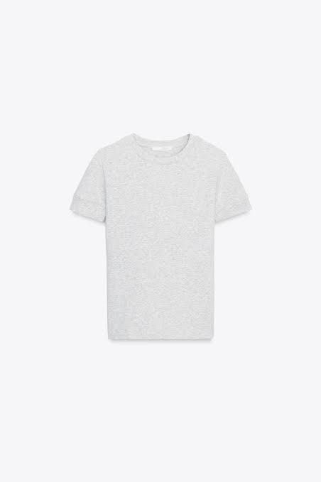 Authentic Zara Short Sleeves Tshirt (2 pcs) - Size M (Category: Shirts) located in Bulacan. Submitted by versataliana (Listing ID 1440956172, Image 1). Description: Product Number: 2335/637/251.