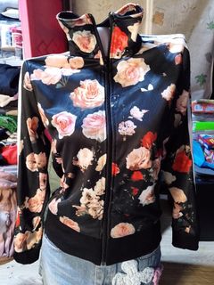 (Category: ) located in . Submitted by livebird.a91815 (Listing ID 1451678995, Image 1). Description: .