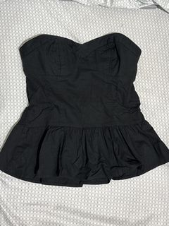 (Category: ) located in . Submitted by cleo.closet2600 (Listing ID 1451690290, Image 1). Description: .
