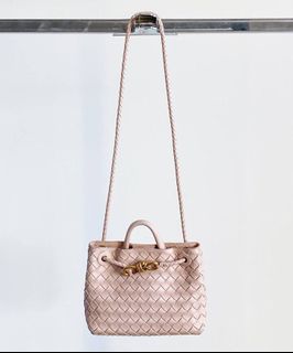(Kategori: ) berada di . Dikirim oleh brandedboutiquez (ID iklan 1451620831, Gambar 1). Deskripsi: .