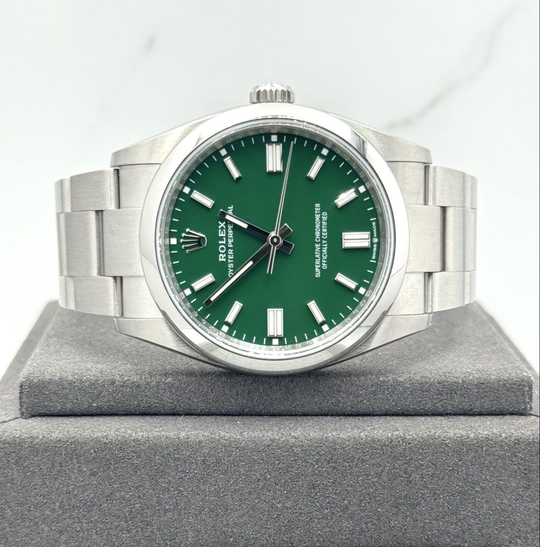 Brand New Jun 2024 Rolex Oyster Perpetual 36 Green Dial 126000 (Category: Watches) located in Singapore. Submitted by dreamtimes.sg (Listing ID 1451645610, Image 1). Description: Subscribe to our tele group for daily watch deals alert @dreamtimesingapore https://shorturl.at/pFTIr Brand New Jun 2024 Rolex Oyster Perpetual 36 Green Dial 126000 Dated Jun 2024 Rolex international warranty till 2029! Brand new condition! Complete set with white tag! C
