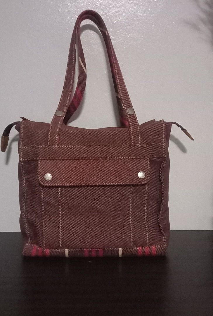 Burberry Blue Label tote bag (Category: Luxury Bags & Wallets) located in Tacloban City. Submitted by opao_bags10 (Listing ID 1451654678, Image 1). Description: Authentic Burberry tote bag bought in Japan like new condition MOP- GCASH, COP.