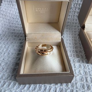 (Category: ) located in . Submitted by luxelabel (Listing ID 1451666323, Image 1). Description: .