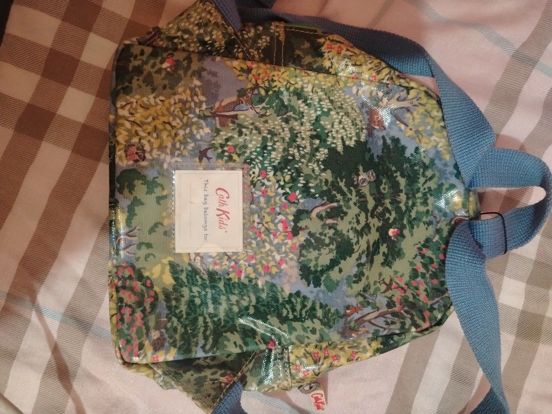 Cath Kidston Kid's Backpack (Category: Backpacks) located in Abucay. Submitted by zai_1313 (Listing ID 1451634503, Image 3). Description: -Disney x Cath Kidston Kid's Backpack - oil cloth/water proof - COD/COP LBC.