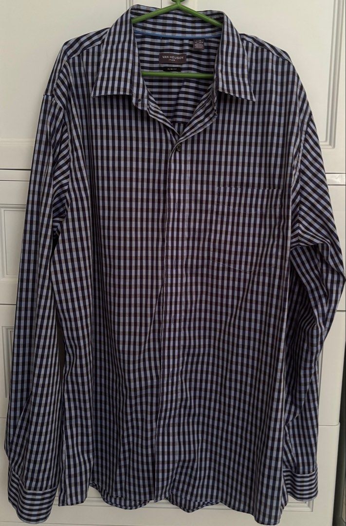 Checkered Longsleeves for Men (Category: Coats, Jackets and Outerwear) located in Nabua. Submitted by prlvdthgss (Listing ID 1451535376, Image 2). Description: RFS: Hindi na kasya. Still in very good condition 💯 No discoloration. Large on tag 🏷️ Measurement: Length:80cm Width: 60cm Price+sf Gcash 📍camsur, bicol.
