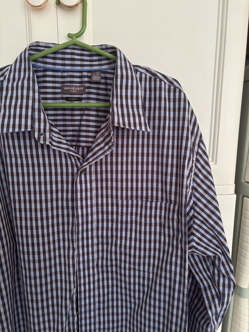 Checkered Longsleeves for Men (Category: Coats, Jackets and Outerwear) located in Nabua. Submitted by prlvdthgss (Listing ID 1451535376, Image 3). Description: RFS: Hindi na kasya. Still in very good condition 💯 No discoloration. Large on tag 🏷️ Measurement: Length:80cm Width: 60cm Price+sf Gcash 📍camsur, bicol.