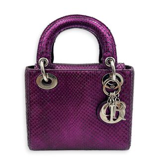 (Category: ) located in . Submitted by carousellluxury (Listing ID 1451557992, Image 1). Description: .
