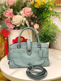 (Category: ) located in . Submitted by watchluxury888 (Listing ID 1451615664, Image 1). Description: .