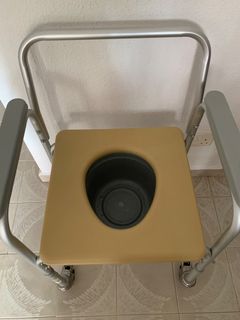 (Category: ) located in . Submitted by changmiao17 (Listing ID 1451628390, Image 1). Description: .